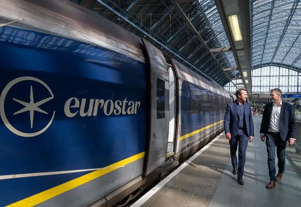 Eurostar-trein aan een perron