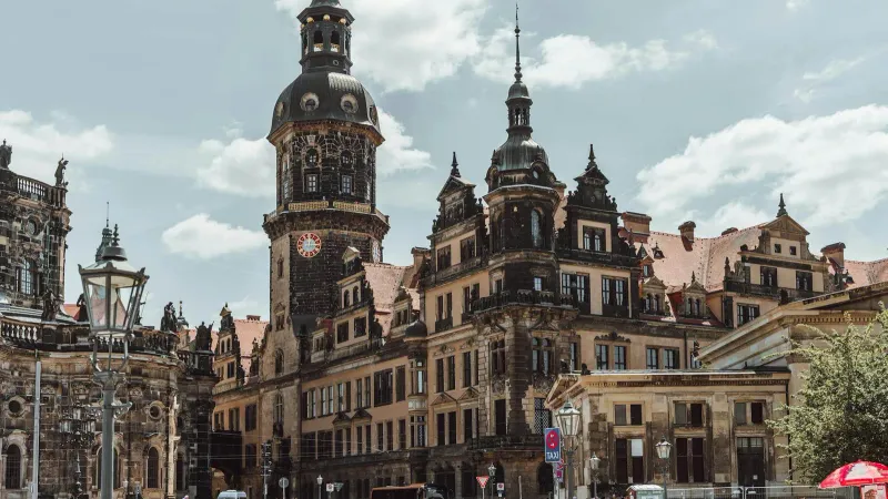 Dresden mit dem Zug