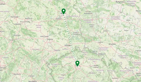 Kaart met de route van Praag naar Berlijn